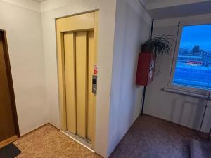 Pronájem bytu 3+1, Praha - Černý Most, Cíglerova, 71 m2