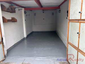 Pronájem garáže, Ostrov, 17 m2