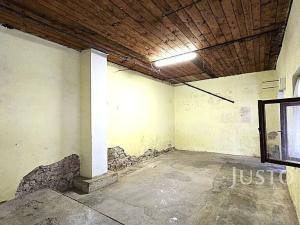 Pronájem skladu, Písek, třída Národní svobody, 34 m2