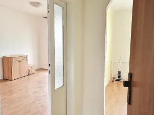 Pronájem bytu 1+1, Ostrava, Korunní, 40 m2