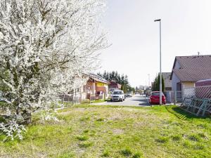 Prodej komerčního pozemku, Pardubice, 11061 m2