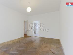 Pronájem bytu 3+1, Karlovy Vary, Brigádníků, 67 m2