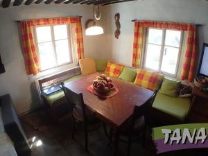 Prodej chalupy, Slaná, 100 m2