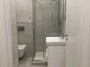Pronájem bytu 1+1, Praha - Bubeneč, Verdunská, 45 m2