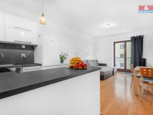 Prodej bytu 2+kk, Praha - Štěrboholy, Andersenova, 64 m2