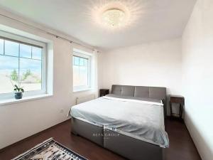 Prodej bytu 2+1, Praha - Dolní Počernice, Národních hrdinů, 59 m2