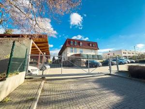 Prodej bytu 2+1, Praha - Dolní Počernice, Národních hrdinů, 59 m2