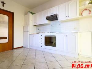 Prodej domu, Via Comugne, San Michele a Tagliamento, Friuli-venezia-giulia, Itálie, 226 m2