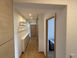 Pronájem bytu 3+1, Praha - Komořany, Za sídlištěm, 67 m2