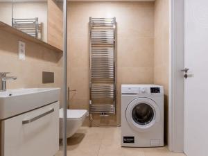 Pronájem bytu 2+kk, Praha - Nové Město, 59 m2