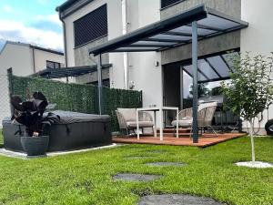 Pronájem bytu 3+kk, Úhonice, 89 m2
