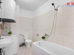 Pronájem bytu 1+1, Milovice, Mírová, 31 m2