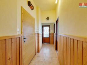 Prodej bytu 3+1, Mariánské Lázně - Hamrníky, třída Vítězství, 70 m2