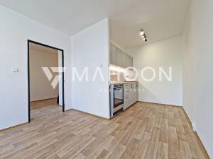 Pronájem bytu 2+kk, Praha - Hloubětín, Kardašovská, 53 m2