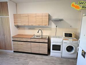 Pronájem bytu 3+1, Ostrava, Porubská, 80 m2