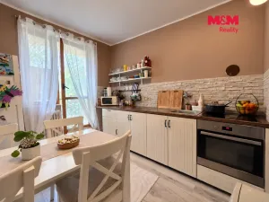 Prodej činžovního domu, Svojšice, 705 m2
