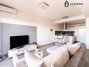 Pronájem bytu 2+kk, Brno, Gajdošova, 65 m2