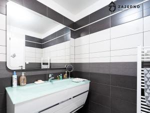 Pronájem bytu 2+kk, Brno, Gajdošova, 65 m2