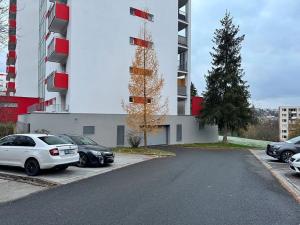 Pronájem garážového stání, Zlín, Pod Křiby, 20 m2