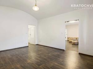 Prodej obchodního prostoru, Odolena Voda, Květnová, 220 m2