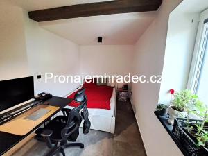 Pronájem bytu 2+kk, Hradec Králové, Všehrdova, 45 m2