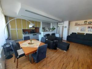Prodej bytu 5+kk, Praha - Stodůlky, Blattného, 110 m2