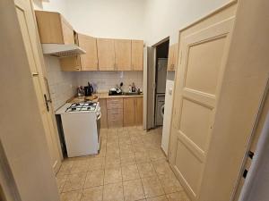 Pronájem bytu 1+kk, Praha - Žižkov, Čajkovského, 30 m2