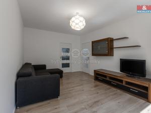 Prodej bytu 3+1, Klatovy - Klatovy III, Pod Hůrkou, 66 m2