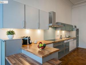 Pronájem bytu 2+1, Praha - Vinohrady, Italská, 110 m2