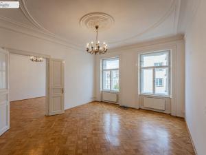 Pronájem bytu 2+1, Praha - Vinohrady, Italská, 110 m2