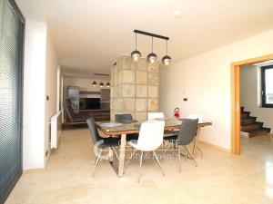 Pronájem rodinného domu, Jíloviště, 130 m2