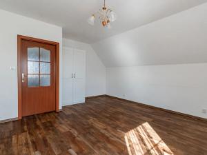 Prodej rodinného domu, Hrabyně, 250 m2