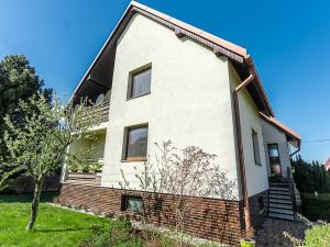 Prodej rodinného domu, Hrabyně, 250 m2