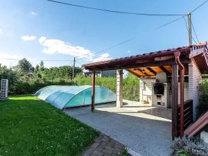 Prodej rodinného domu, Hrabyně, 250 m2