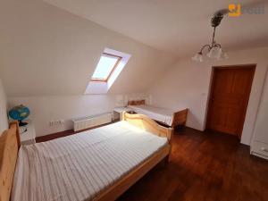 Prodej rodinného domu, Úboč, 350 m2