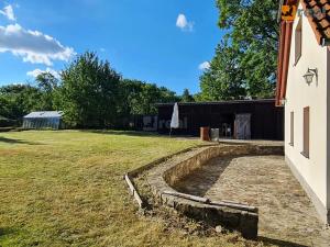 Prodej rodinného domu, Úboč, 350 m2