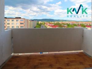 Prodej bytu 4+1, Ostrov, Lidická, 87 m2