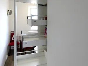 Prodej bytu 4+1, Ostrov, Lidická, 87 m2