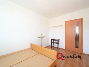Pronájem bytu 2+kk, Praha - Bohnice, Čimická, 44 m2
