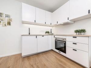 Prodej bytu 3+kk, Praha - Malešice, Počernická, 56 m2