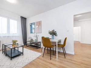 Prodej bytu 3+kk, Praha - Malešice, Počernická, 56 m2