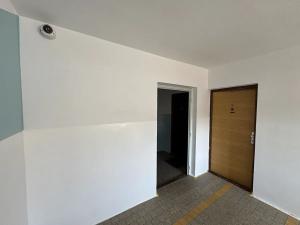 Pronájem bytu 1+1, Kadaň, Bystřická, 40 m2