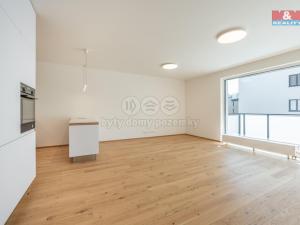 Pronájem bytu 3+kk, Praha, Podbělohorská, 85 m2