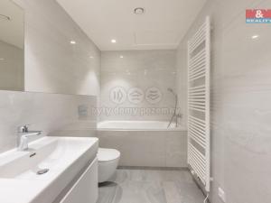 Pronájem bytu 3+kk, Praha, Podbělohorská, 85 m2