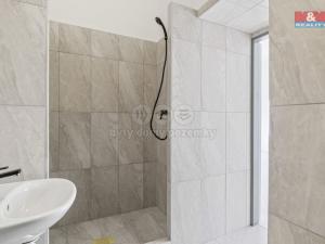 Prodej činžovního domu, Lochovice, 409 m2