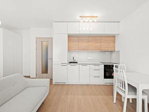 Pronájem bytu 1+kk, Praha - Chodov, Šternovská, 33 m2