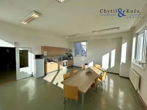 Prodej obchodního prostoru, Bystřice pod Hostýnem, Holešovská, 1592 m2