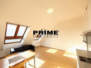 Pronájem bytu 2+kk, Praha - Smíchov, Štefánikova, 55 m2