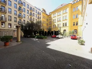 Pronájem bytu 2+kk, Praha - Smíchov, Štefánikova, 55 m2