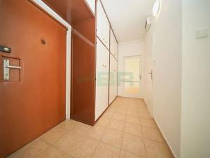 Pronájem bytu 2+1, Praha - Veleslavín, Na Petřinách, 55 m2